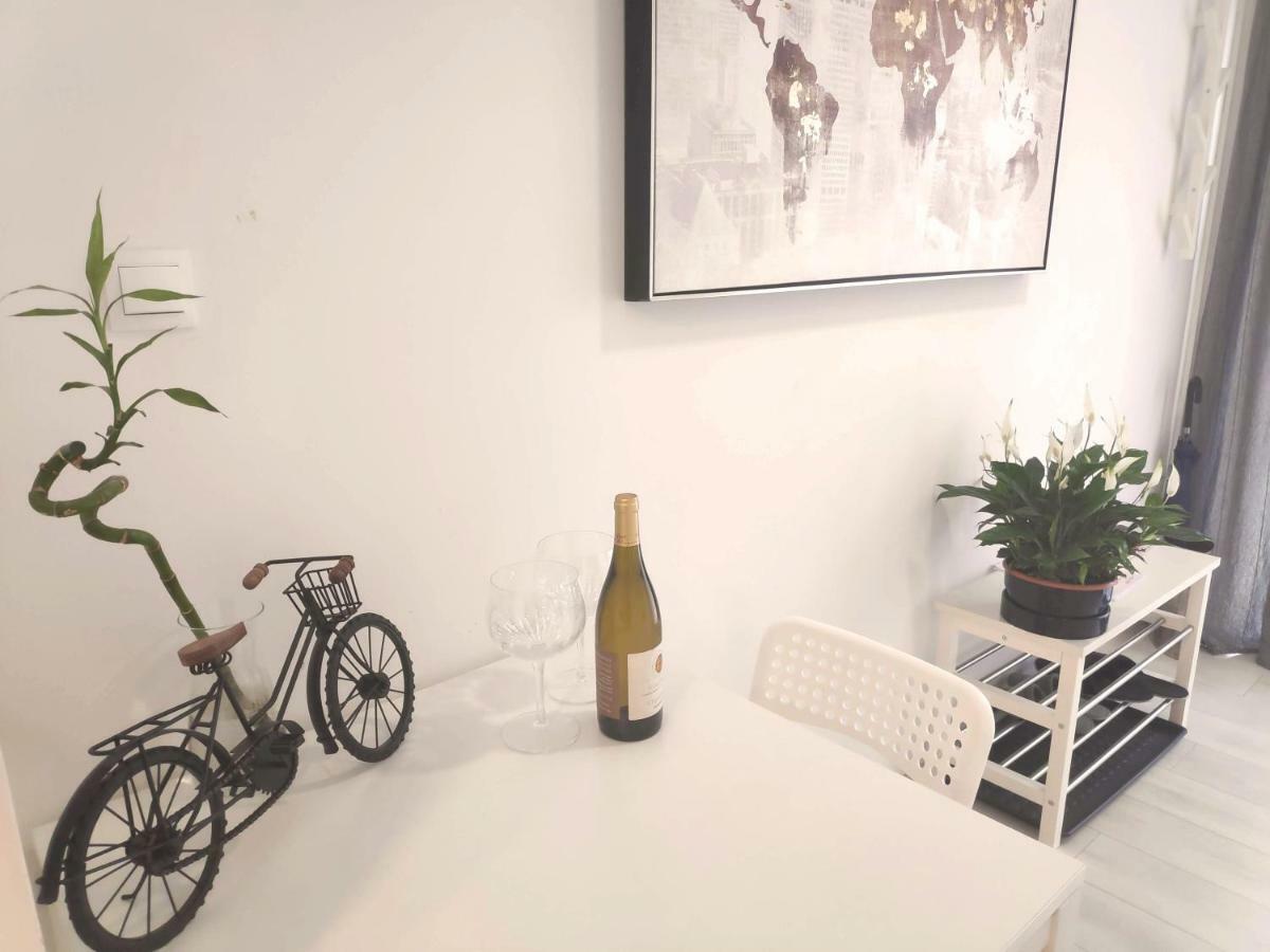 Bed & Bike Zagreb Studio Apartment Bagian luar foto